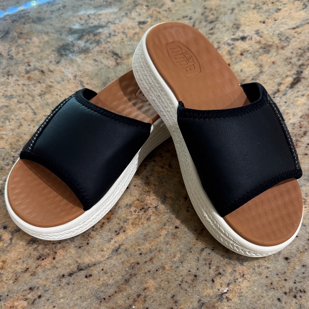 Women’s Hey Dude Black Slide Sandals Size 5